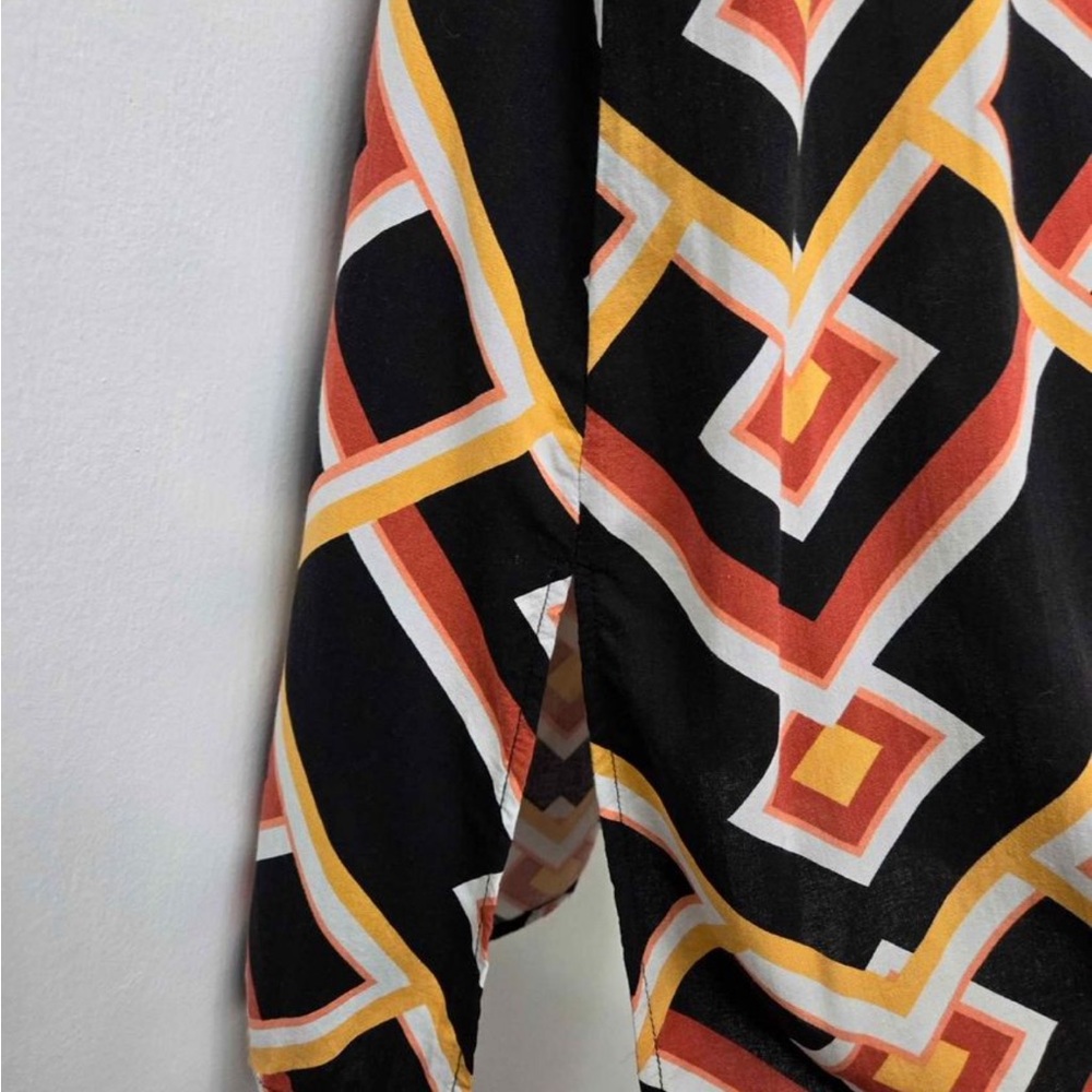 Geometric Patterned Button-Up Dress - Picture 10 of 10